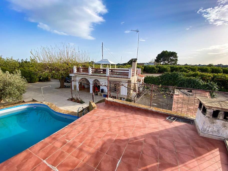 Villa Caliquena, Casa De Campo ตอร์เรนท์ ภายนอก รูปภาพ